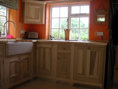 Kitchen before painting